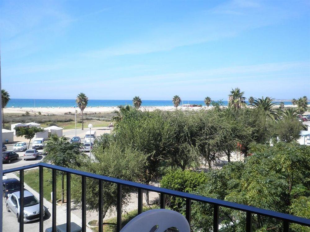 Hotel Oasis Conil De La Frontera Eksteriør bilde